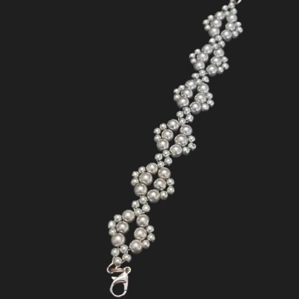 Handmade Silver and Gray Pearl Bracelet - 7 Inches - Picture 4 of 8